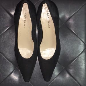 Ellen Tracy Black Heels With Leather Sole!
